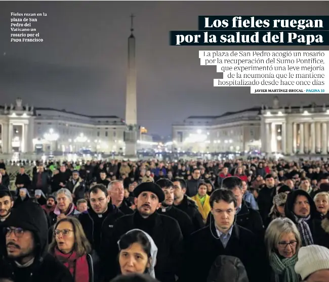 LOS FIELES RUEGAN POR LA SALUD DEL PAPA