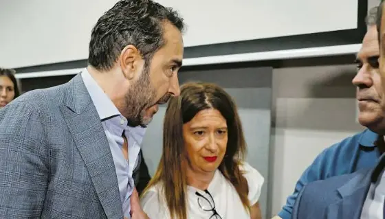ALDAMA SE ENFRENTA A LEIRE DÍEZ