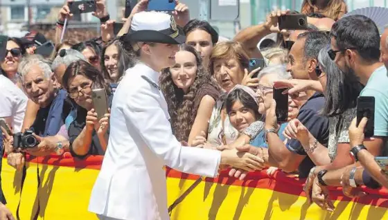 LOS GALLEGOS SE VUELCAN CON LA PRINCESA LEONOR