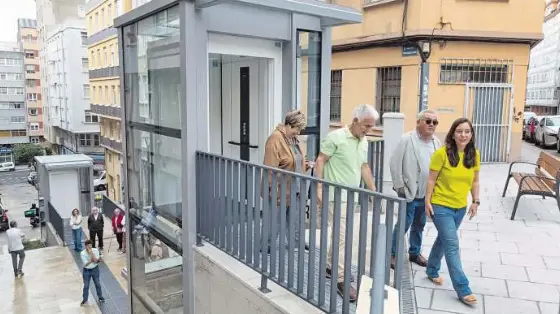 NUEVOS ASCENSORES EN O CASTRILLÓN