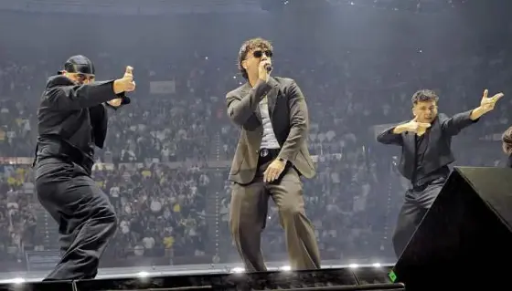 QUEVEDO ARRASA EN EL COLISEUM