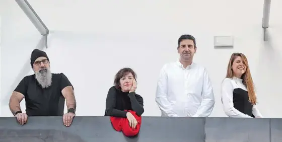 OS PREMIOS NACIONAIS FALAN GALEGO