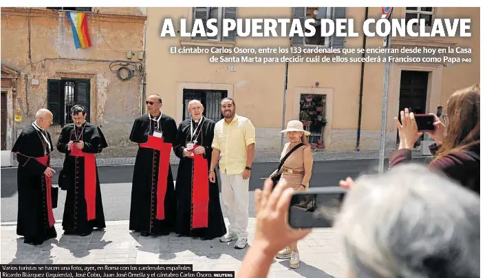 A LAS PUERTAS DEL CÓNCLAVE