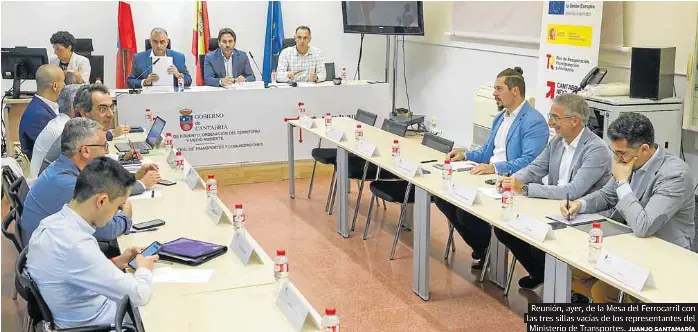 PLANTÓN MINISTERIAL A LA MESA DEL FERROCARRIL
