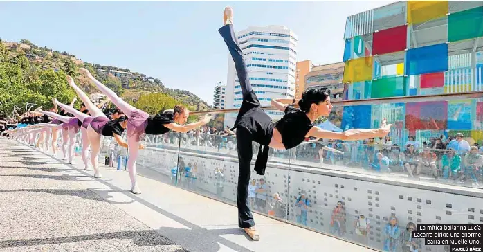 MUELLE UNO SE CONVIERTE EN UNA BARRA DE BALLET