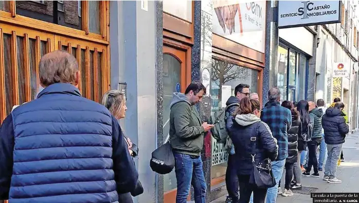 COLAS PARA COMPRAR UN PISO EN EL CERILLERO