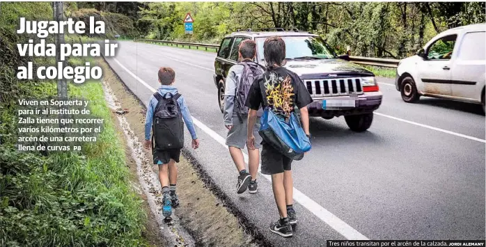 JUGARTE LA VIDA PARA IR AL COLEGIO