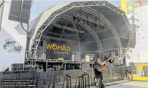 EL WOMAD EMPIEZA HOY PENDIENTE DEL CIELO