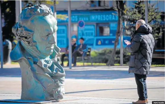 UN PASEO DE CINE POR GRANADA