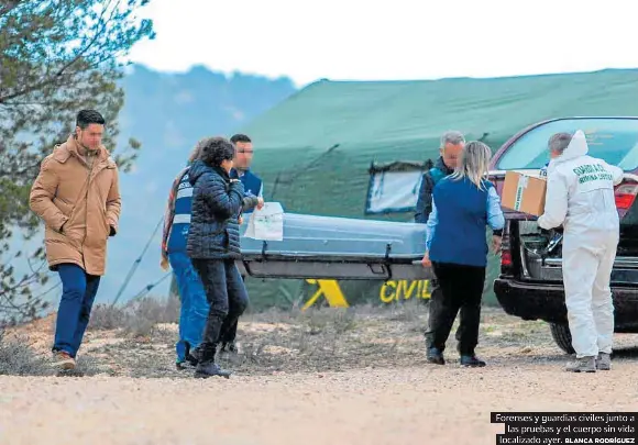 UN CADÁVER EN PLENA MONTAÑA Y VARIOS DETENIDOS