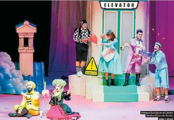 LOS COLEGIOS SE CUELAN EN LA ÓPERA