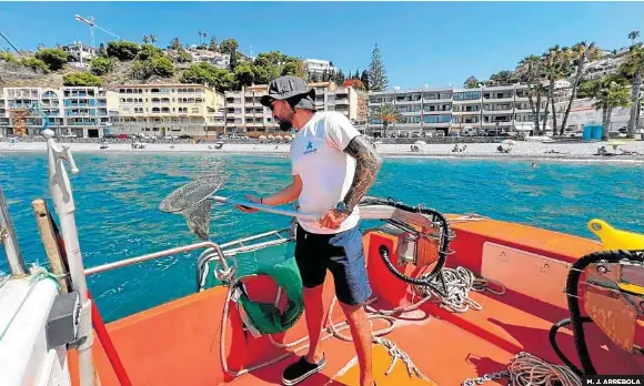 BARCOS NUEVOS, AGUAS LIMPIAS