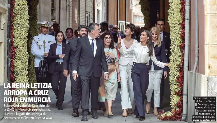 LA REINA LETIZIA ARROPA A CRUZ ROJA EN MURCIA