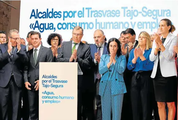 ALCALDES EN PIE DE GUERRA POR EL TRASVASE