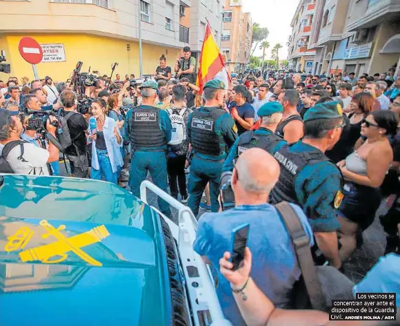 MÁXIMA TENSIÓN EN TORRE PACHECO PESE AL BLINDAJE POLICIAL ANTE LA MOVILIZACIÓN ULTRA