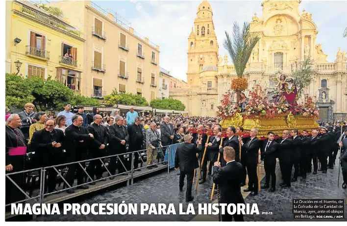 MAGNA PROCESIÓN PARA LA HISTORIA