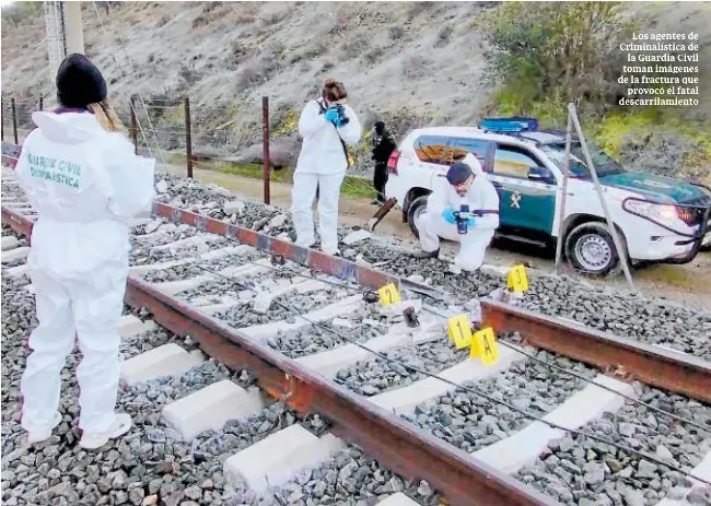 DESCARRILÓ TRAS SALTAR LA SOLDADURA DEL RAÍL 23117