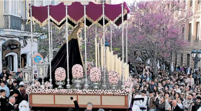 HISTÓRICO DOMINGO DE RAMOS EN CÁDIZ DE ESTRENOS