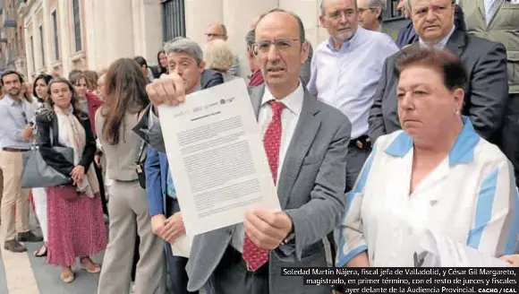 JUECES CONTRA «LAS PRESIONES»