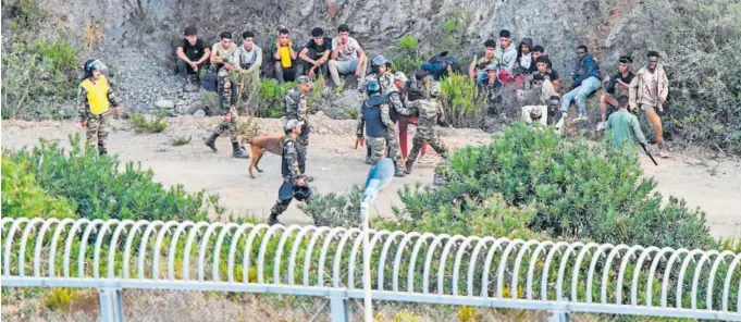 MARRUECOS FRENA VARIOS INTENTOS DE CRUZAR A CEUTA.