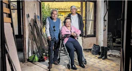 UNA VIDA AGARRADA A UN LIMONERO.