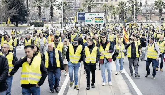 LOS AGRICULTORES VUELVEN A LA CALLE