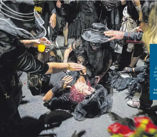 MILES DE VIUDAS LLORAN A LA SARDINA