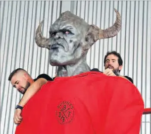 EL PRIMER GIGANTE IMPRESO EN 3D