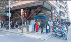 LAS COLAS POR EL PADRÓN VAN A MÁS