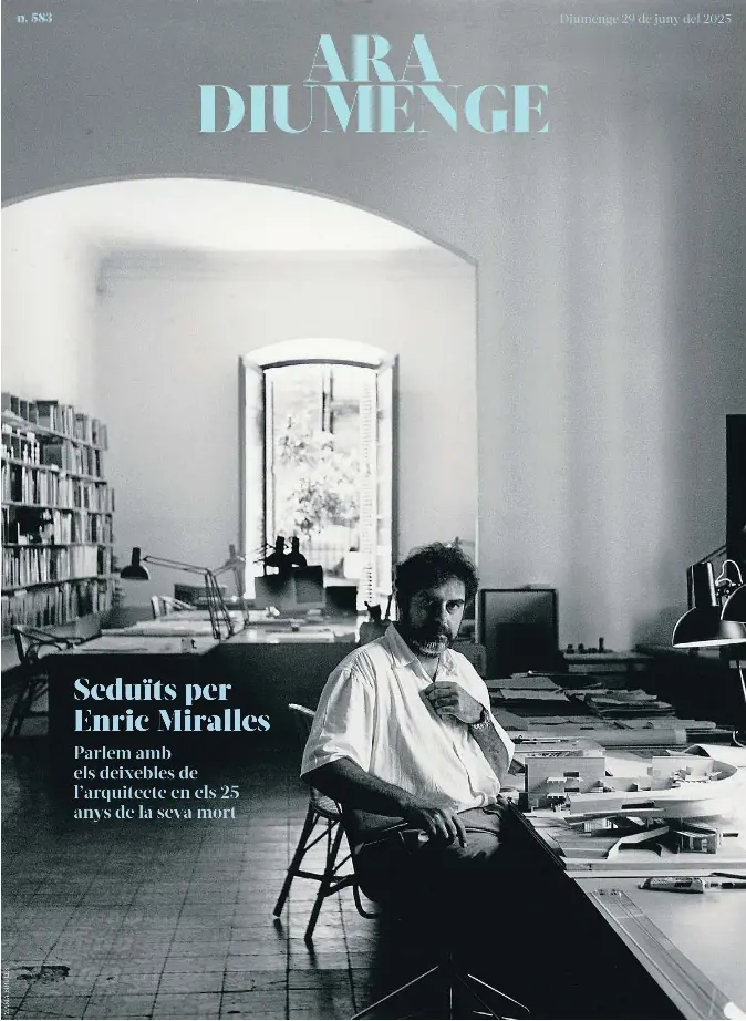 SEDUÏTS PER ENRIC MIRALLES