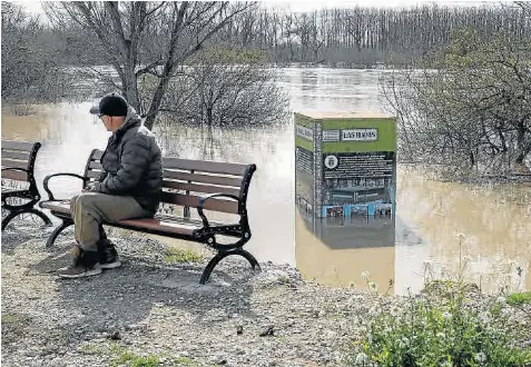 LA RIBERA DEL EBRO, PENDIENTE DE LA CRECIDA