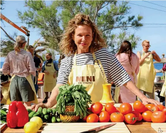 KÖCHELN IM SONNENSCHEIN