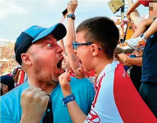 FORÇA NÀSTIC!