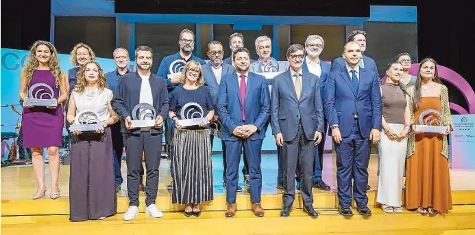 EL ‘DIARI’ RECIBE EL PREMI NACIONAL DE COMUNICACIÓ