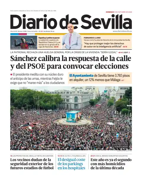 Diario de Sevilla front page, 4 October 2026. Headline: Sánchez calibrates the street and Socialist party response before calling elections.