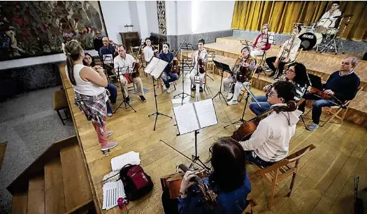 UNA PARTITURA QUE SUENA A DUDAS