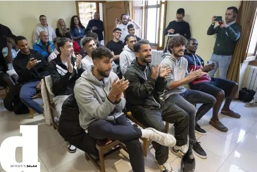 EL ÁVILA DESAFÍA AL RAYO