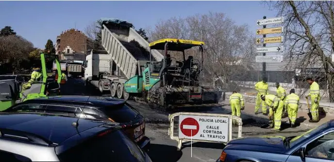 TERCER INTENTO DE ASFALTADO