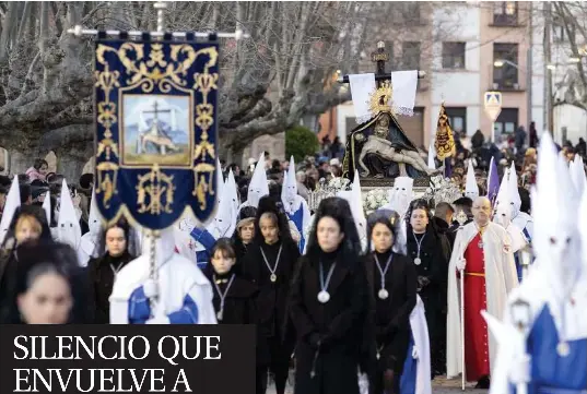 SILENCIO QUE ENVUELVE A LAS ANGUSTIAS