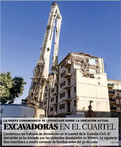 EXCAVADORAS EN EL CUARTEL