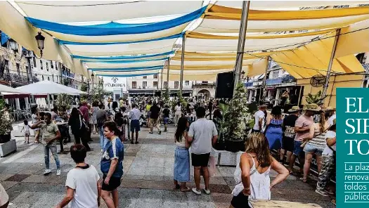 EL VERMÚ SE SIRVE BAJO TOLDOS