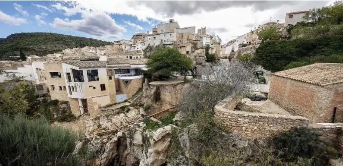 LETUR, ENTRE EL RECUERDO Y EL DOLOR