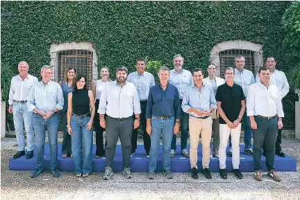 EL PP ACUERDA UN PLAN MIGRATORIO «MUY DURO»