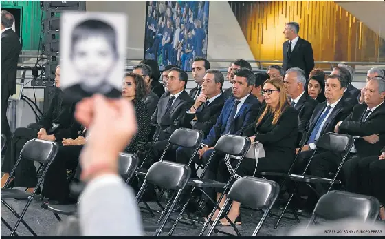 CRITS D’“ASSASSÍ” I “TRAÏDOR”