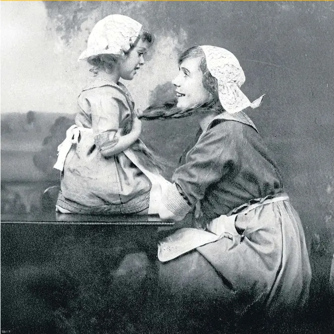 MARES I FILLES, DE L’AMOR A L’ODI