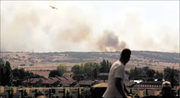 TENSIÓN Y ALERTA EN LA PROVINCIA POR LOS INCENDIOS