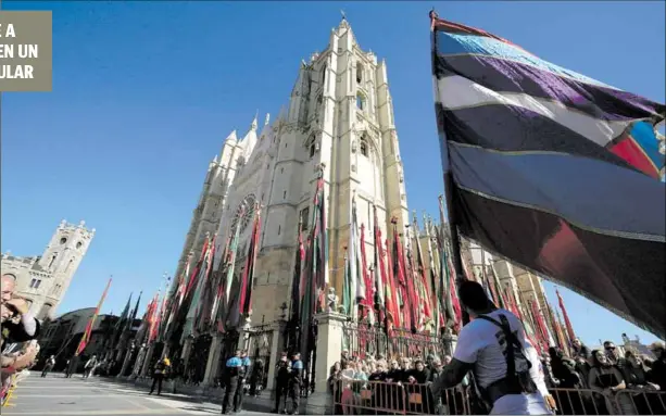 LEÓN APLAUDE A SUS PUEBLOS EN UN DÍA ESPECTACULAR