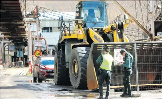 VUELTA A LOS AÑOS DEL CARBÓN SIN LICENCIA