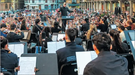 LA OSCYL JOVEN BRILLA CON UN RECITAL VIBRANTE