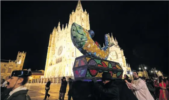 SARDINA Y CENIZA, LO HUMANO Y LO DIVINO